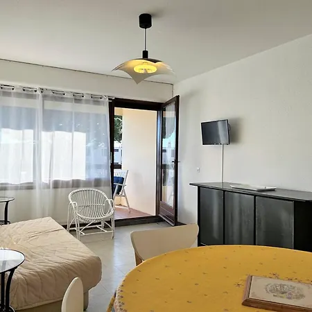 T2 Au Cœur De La Favière, Terrasse, Parking, à 100m De La Et Des Commerces - Fr-1-251-460 * Bormes-les-Mimosas